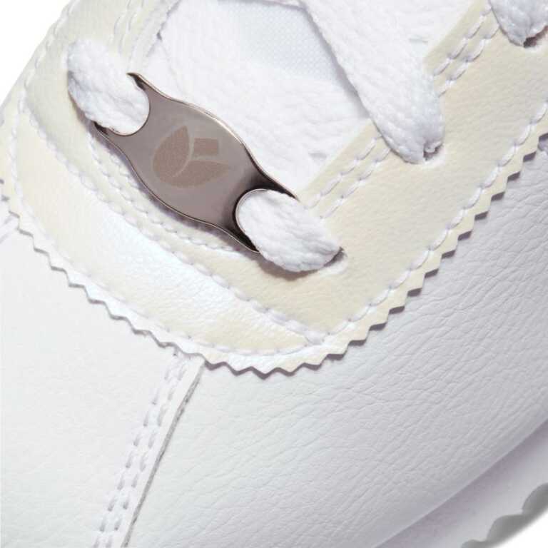 Nike Cortez Basic SE (GS) - Image 9