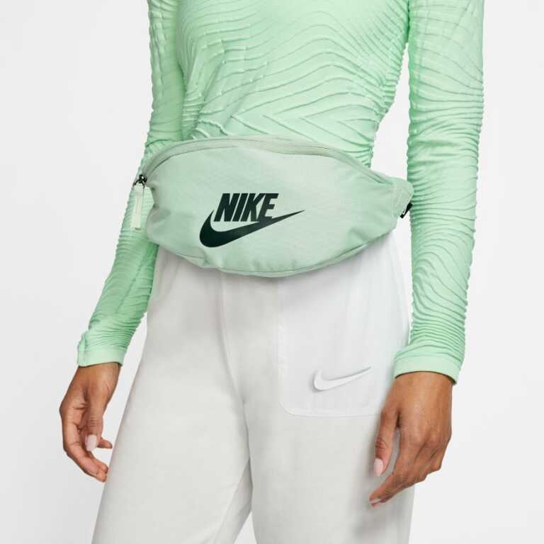 Riñonera Nike Sportswear Heritage - Image 6