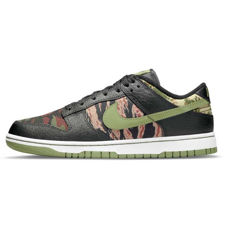 Nike DUNK LOW SE "Crazy Camo" - Image 3