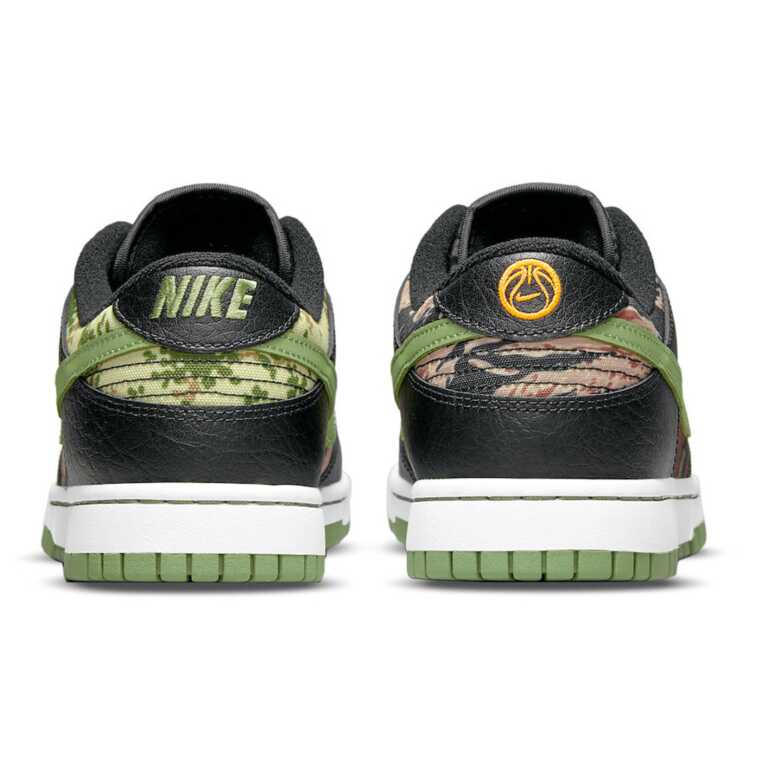 Nike DUNK LOW SE "Crazy Camo" - Image 2