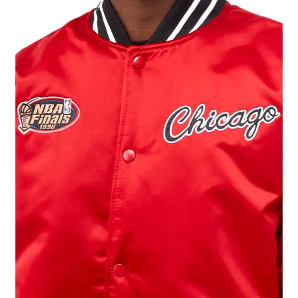 MITCHELL & NESS CHICAGO BULLS HEAVYWEIGHT SATIN JACKET - Image 3