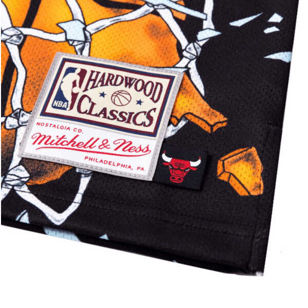 Men’s Mitchell & Ness Big Face 6.0 Fashion Tank Top Jersey Chicago Bulls - Image 3