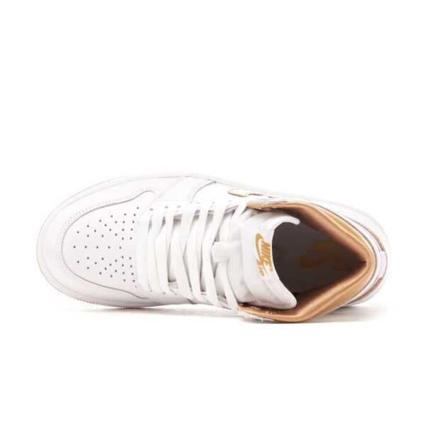 Air Jordan 1 Retro High OG "Metallic Gold" - Image 6