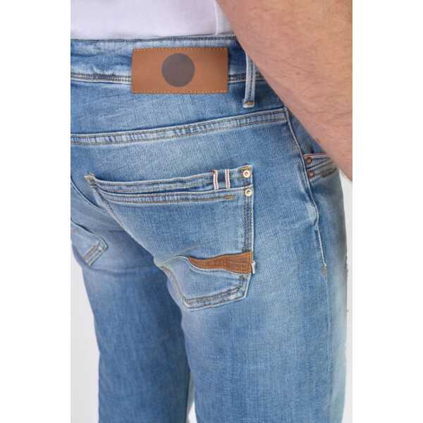 Pantalon Le Temps Des Cerises Jeans 700/11 adjusted Sernine destroy blue N°4 - Image 6
