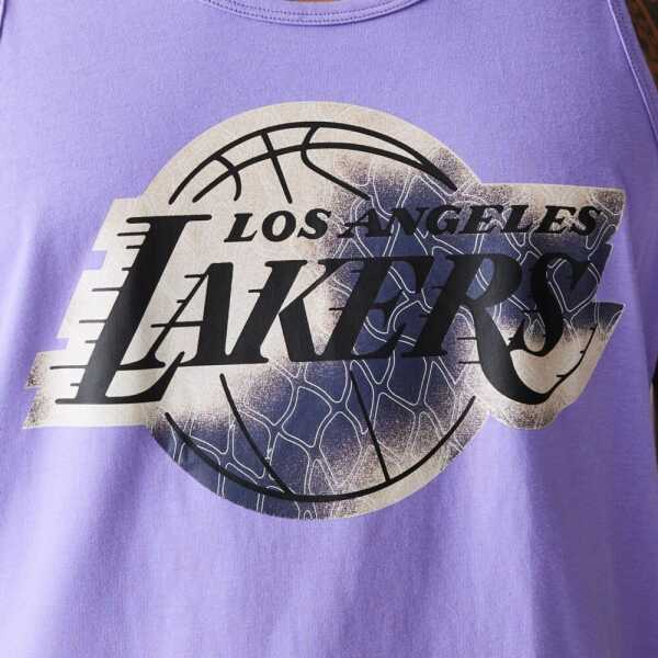 New Era Camiseta Sin Mangas LA Lakers NBA All Over Print Infill Morada - Image 5
