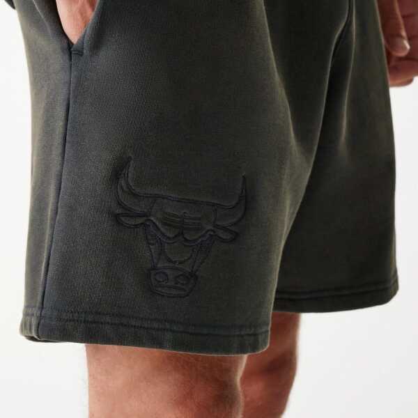 New Era Pantalón Corto Chicago Bulls NBA Washed Gris - Image 3