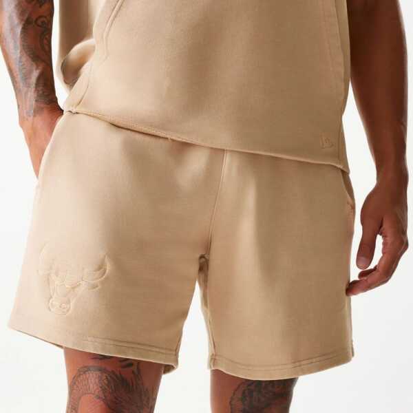 New Era Pantalón Corto Chicago Bulls NBA Washed Beige - Image 4