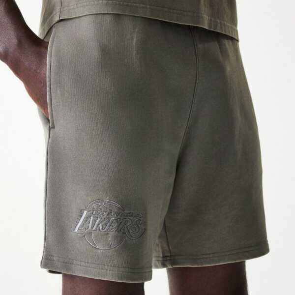 New Era Pantalón Corto LA Lakers NBA Washed Gris - Image 4