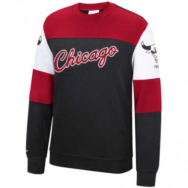Mitchell & Ness Chicago Bulls Perfect Season Crew Fleece